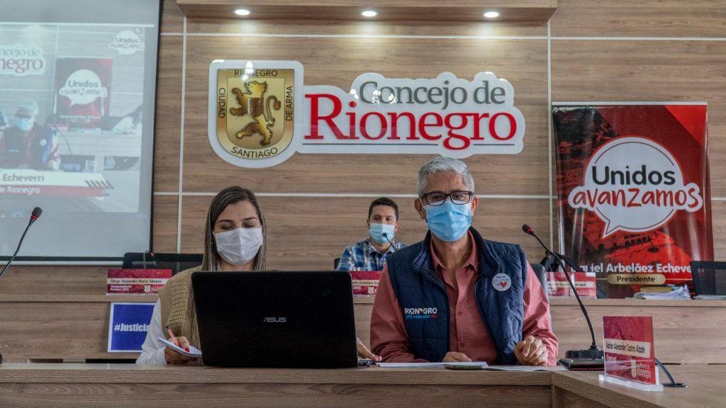 Espacio que permitió reflexionar y presentar propuestas en torno a la cultura ambiental presente en el territorio, la necesidad de fomentar más pedagogía y el fortalecimiento del orden en el territorio.