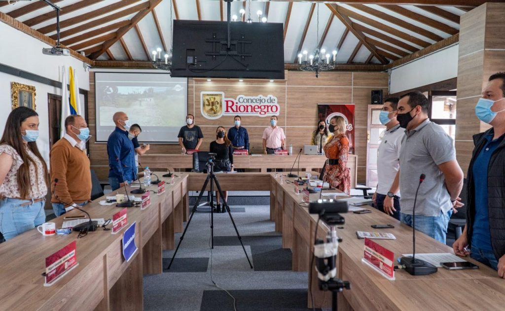 Crear una nueva biblioteca, el proyecto que se ambientó en sesión extraordinaria