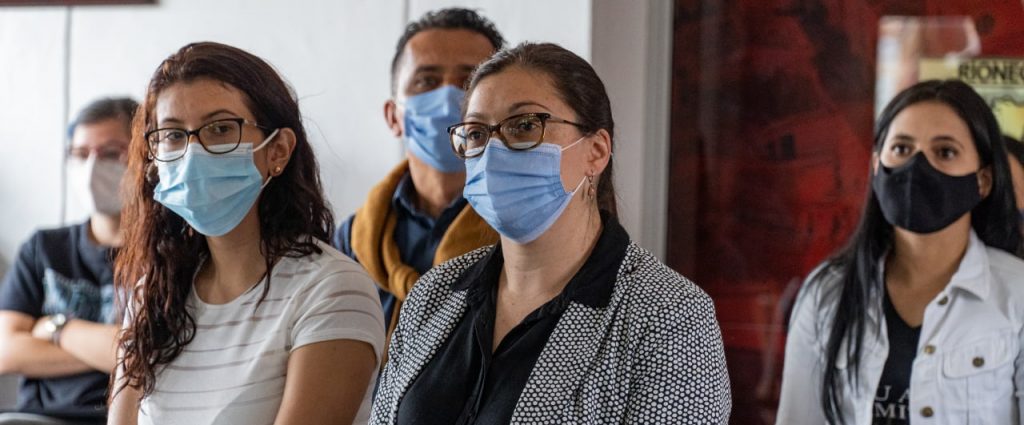 De este modo, los expositores presentaron la ilustración del ejercicio de construcción y socialización del Plan Decenal. Además, se dio voz a ciudadanos para presentar apreciaciones sobre el tema tratado.